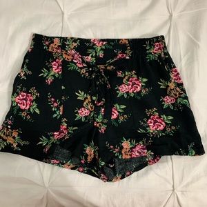 Adorable Flower Design Shorts